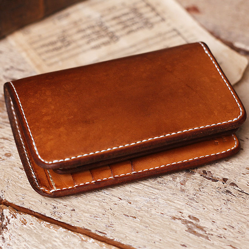 栃木ヌメ革、7年ご愛用のミドル財布 経年変化、エイジング例 | 頑固