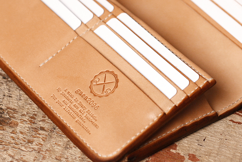 ヌメ革極厚ロングウォレットをさらにカスタム！小銭入れをなくして